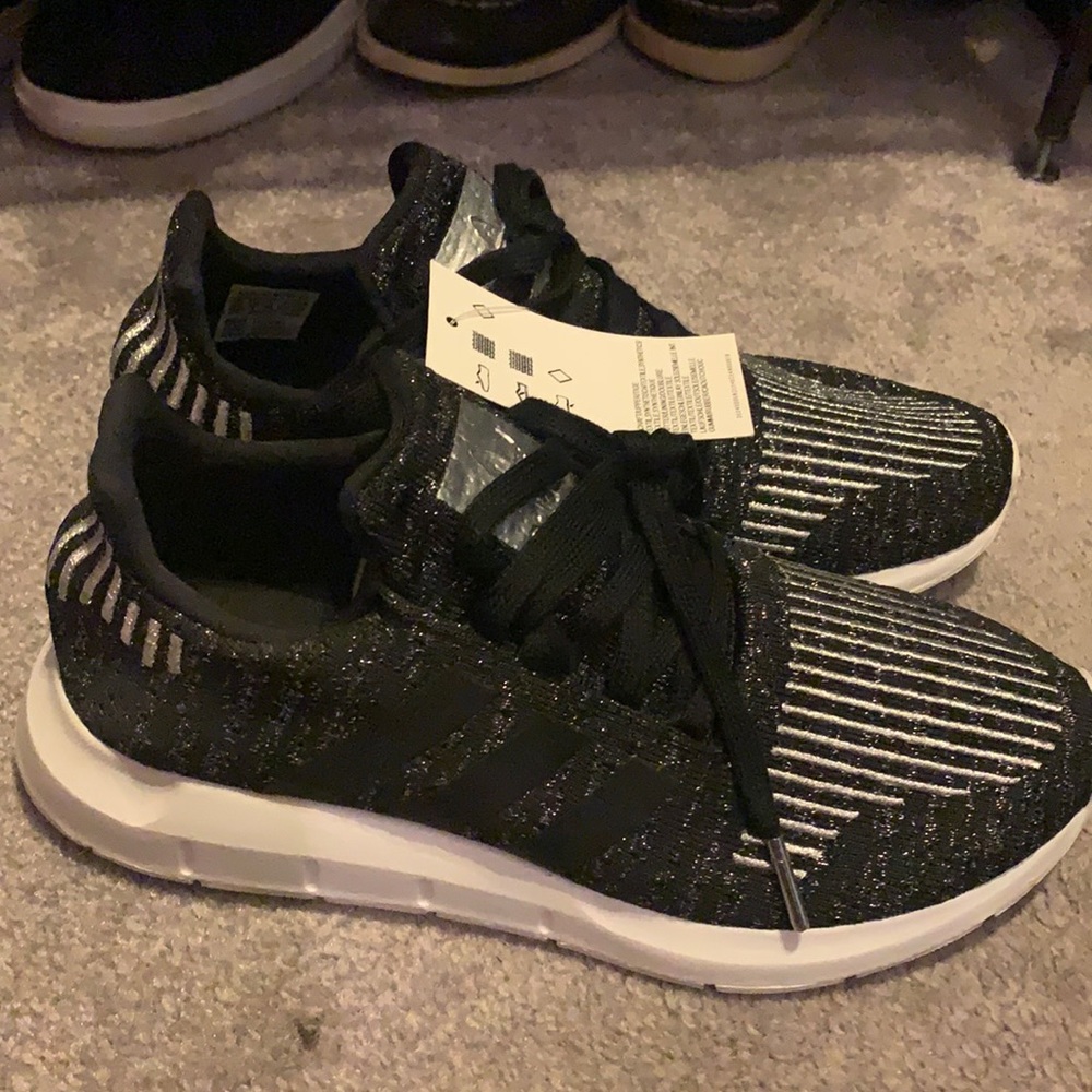 COPY - Adidas swift runner